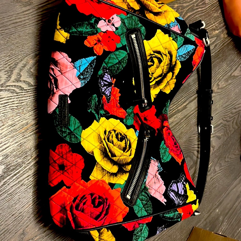 Vera Bradley hand bag